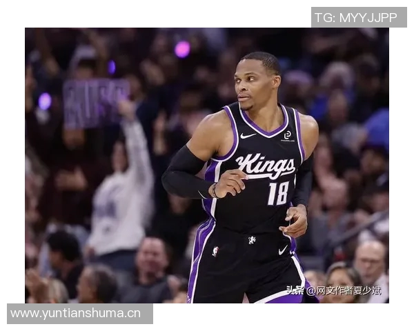 关键抢断锁定胜利！威少又砍三双数据，国王险胜勇士